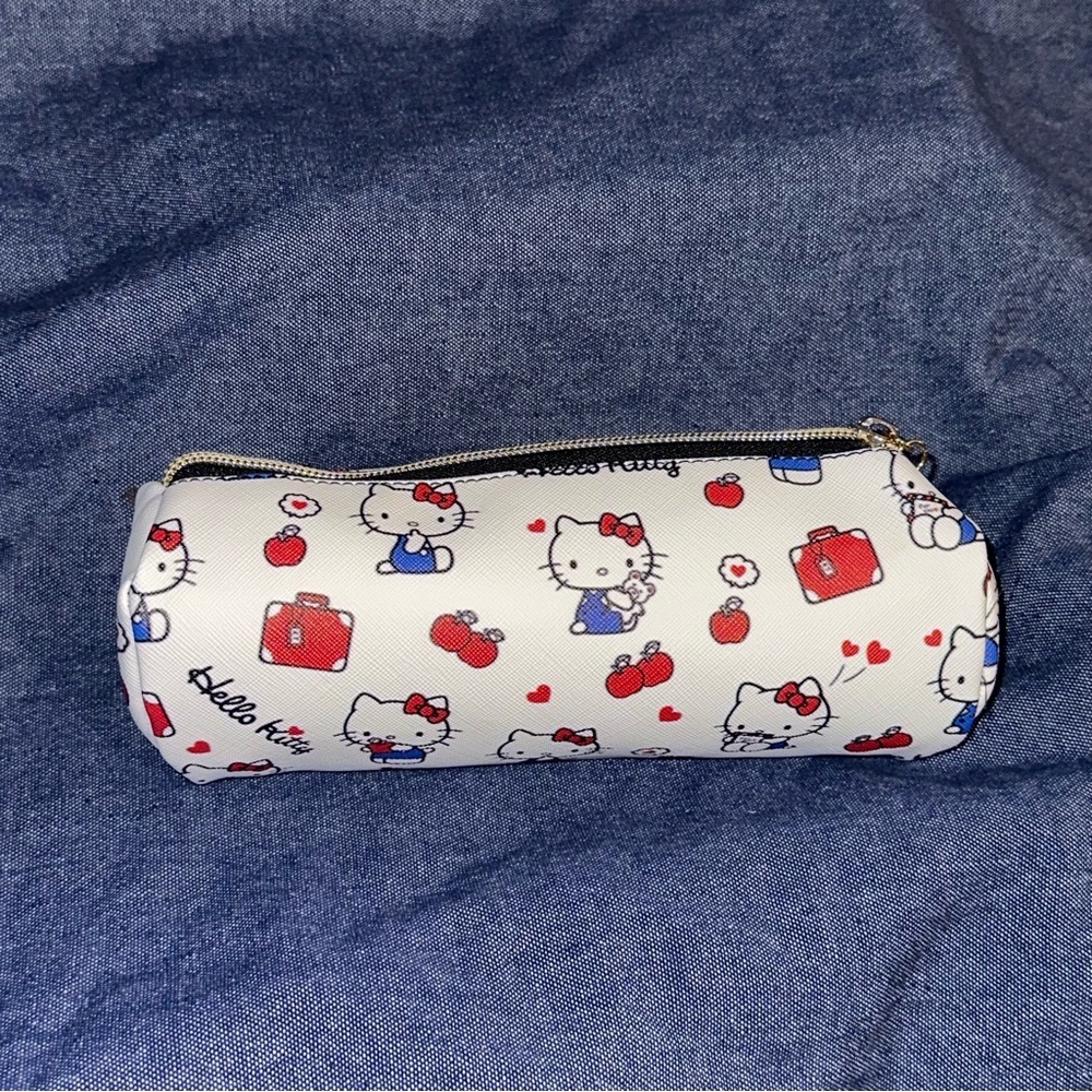 Hello Kitty Pencil Pouch -NEW